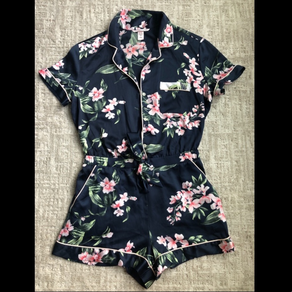 VICTORIAS SECRET ROMPER